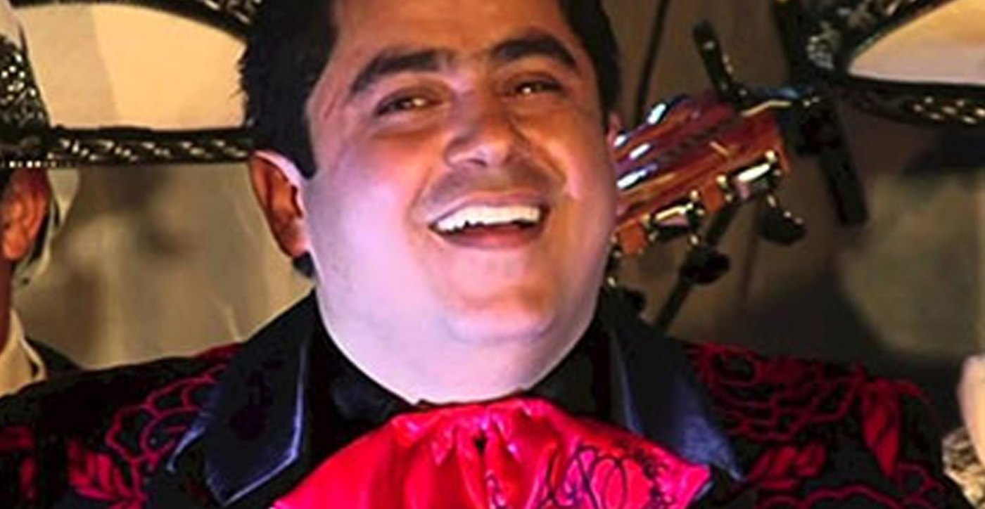 Doble Juan Gabriel