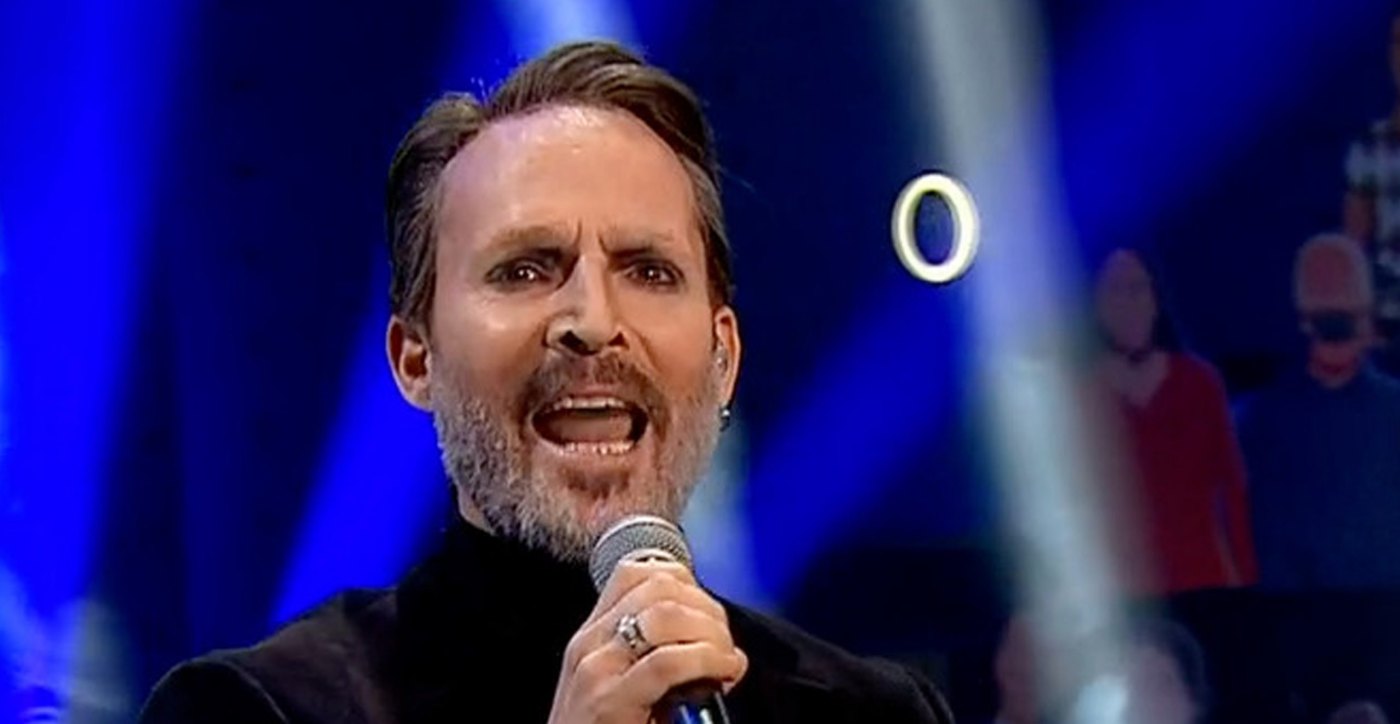 Doble Miguel Bose